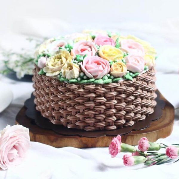 Korean buttercream cake, homemade flower cake, premium lapis Surabaya, birthday cake Jakarta, rose cake